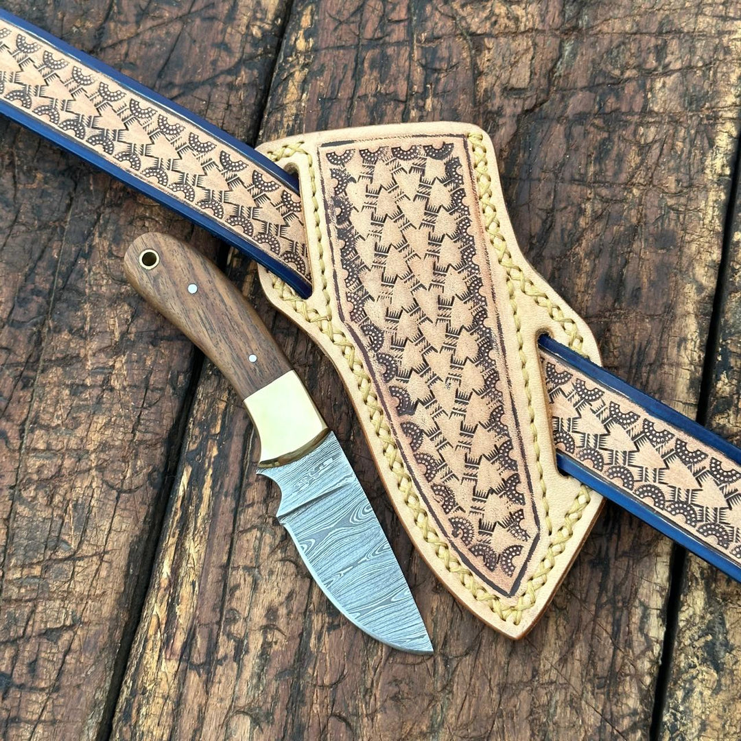Fixed blade knife. - Desert Moon Handmade Damascus Skinner Knife with Handtooled Sheath & Belt - Shokunin USA