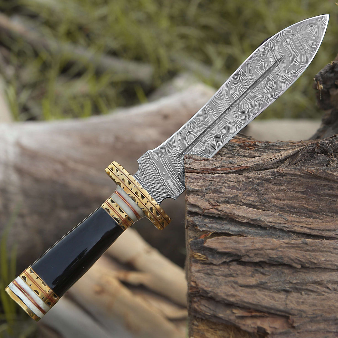 Damascus knife - Fear Damascus Fixed Blade Hunting Knife with Bull Horn & Brass Handle - Shokunin USA