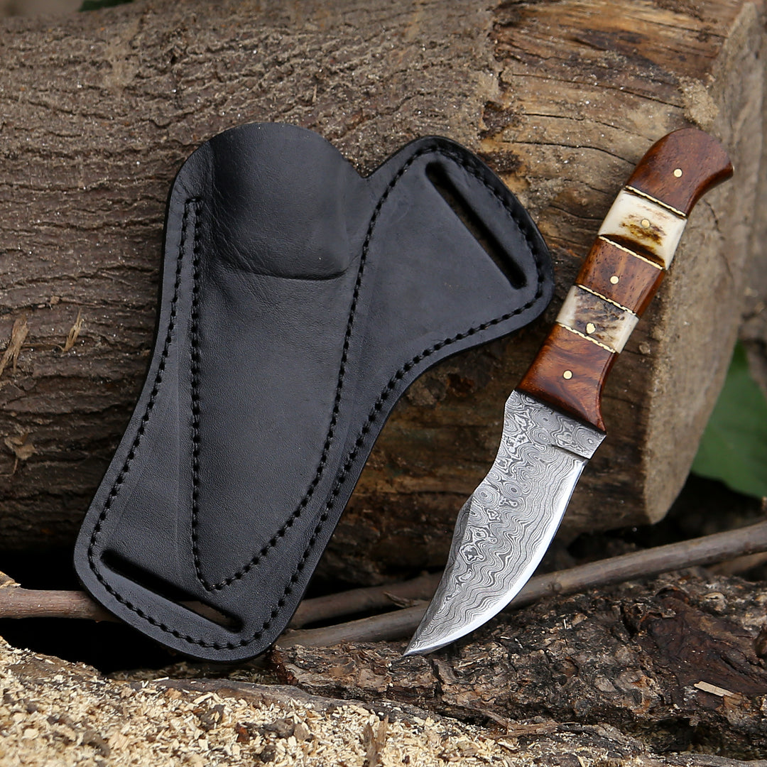 Mangler Damascus Hunting Knife with Rose Wood & Stag Horn Handle