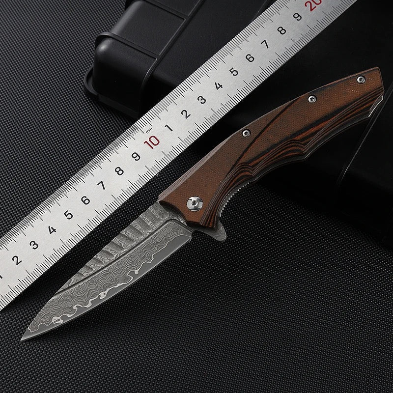 10 Creative Uses for Pocket Knives Beyond Cutting - Shokunin USA