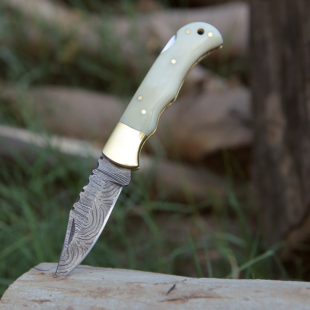 The Art of Custom Knives Crafting Unique Pocket Tools