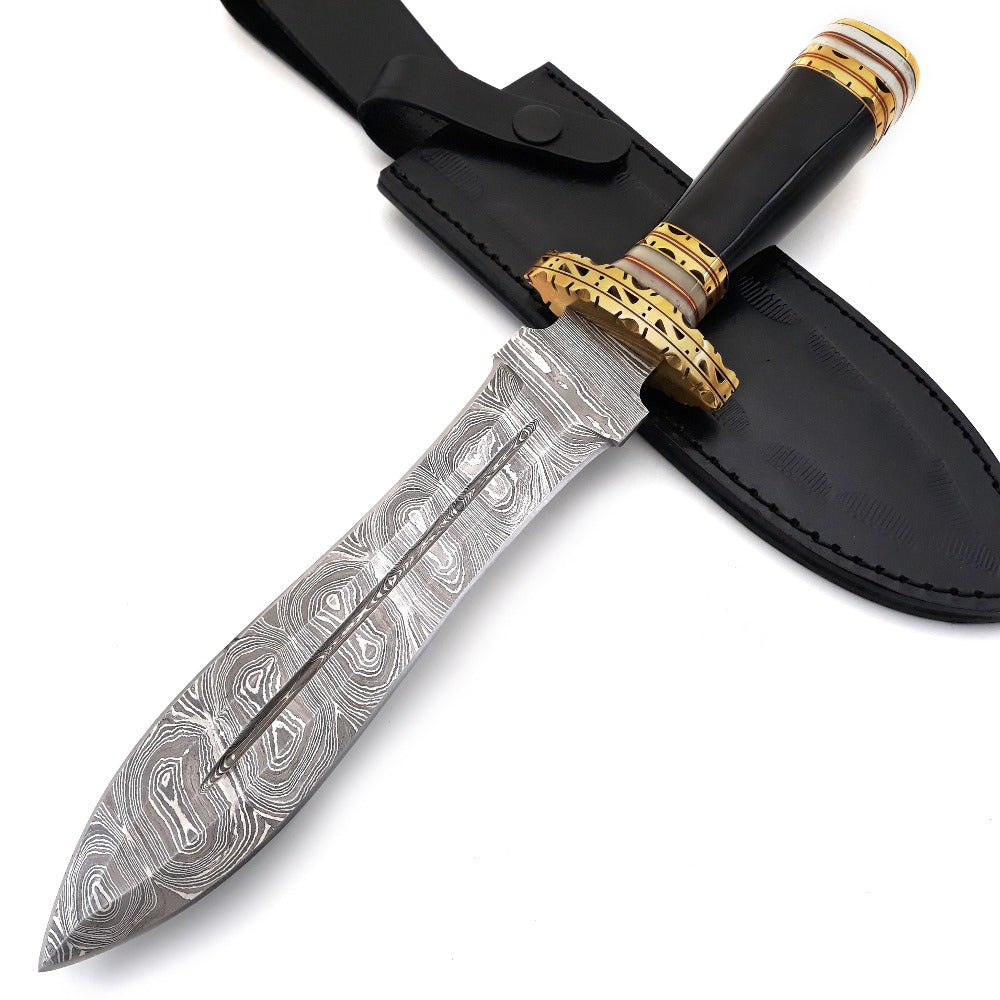 Fear Damascus Knife - Fear Damascus Fixed Blade Hunting Knife with Bull Horn &amp; Brass Handle - Shokunin USA