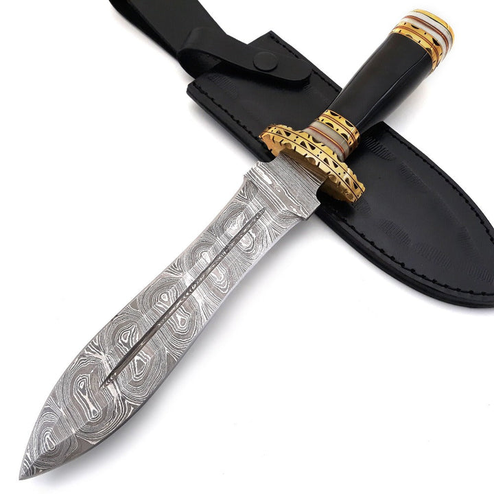 Fear Damascus Knife - Fear Damascus Fixed Blade Hunting Knife with Bull Horn &amp; Brass Handle - Shokunin USA