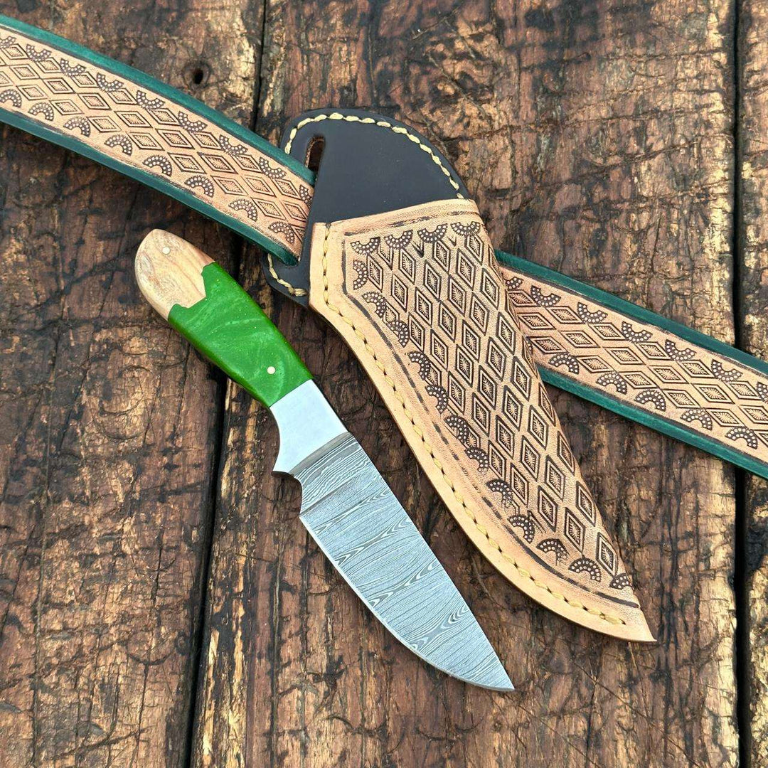 Fixed blade knife. - Yellowstone Damascus Skinner Knife with Hand tooled Sheath &amp; Belt - Shokunin USA