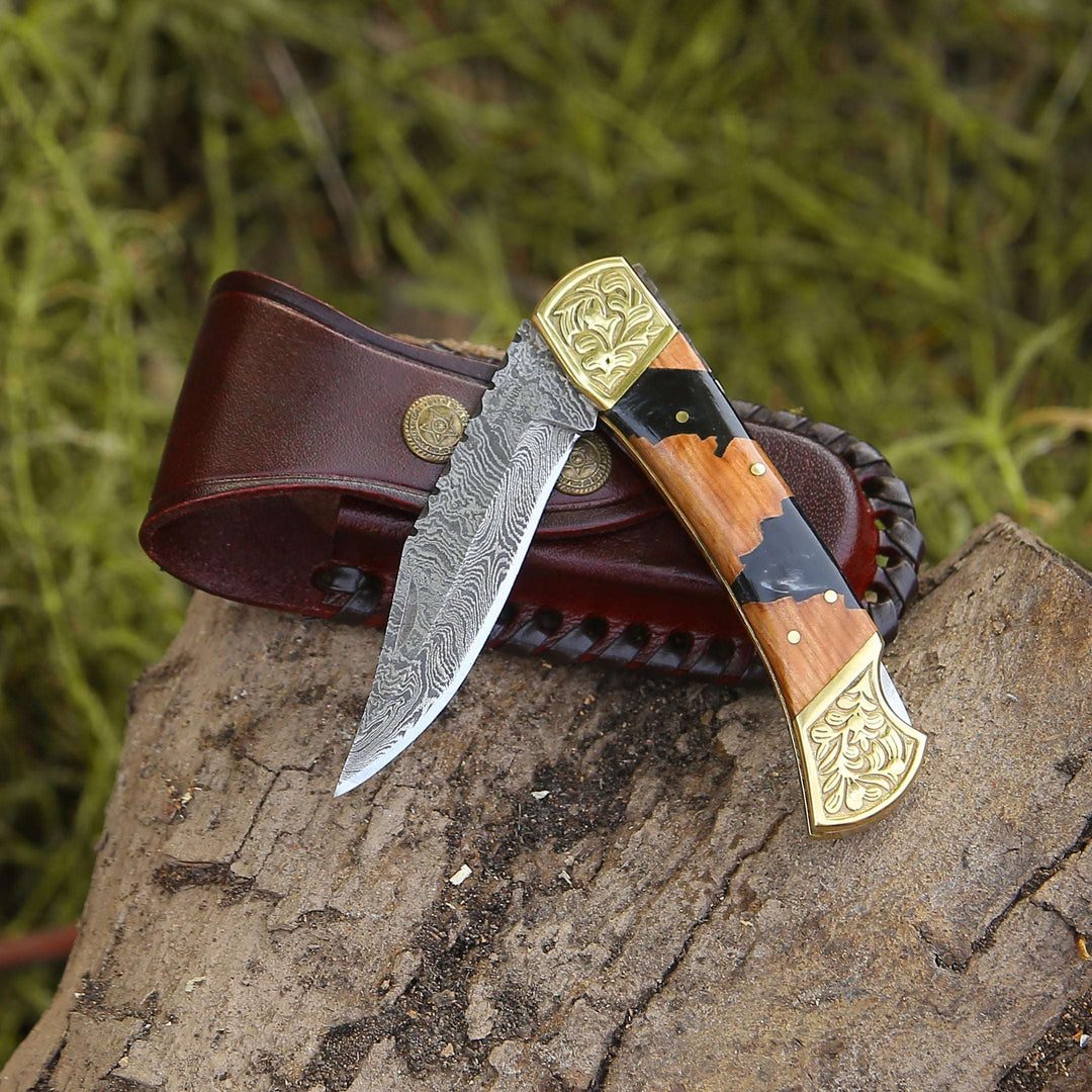 Goldenbolt Pocket Knives - Goldenbolt Handmade Damascus EDC Knife with Leather Sheath &amp; Olive Wood Handle - Shokunin USA