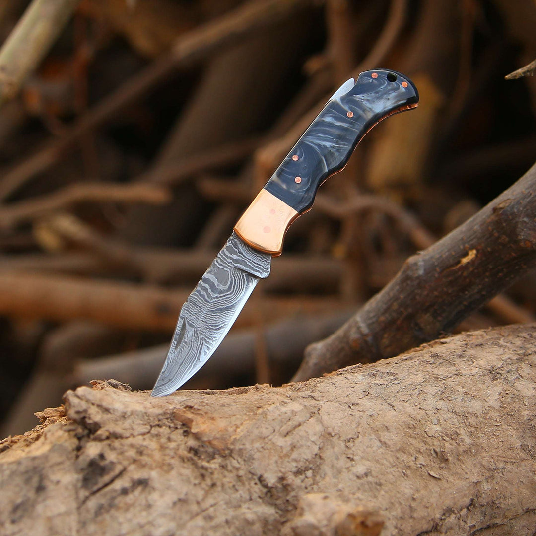 Pocket Knife - Guardian Pocket Knife with With Copper Bolster &amp; Resin Scales - Shokunin USA