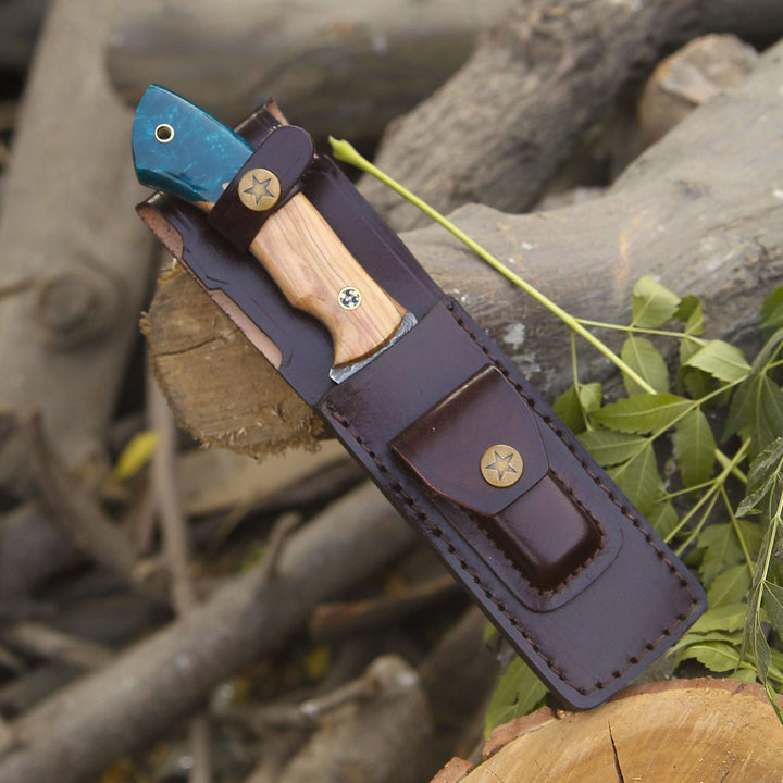 Damascus Knife - Breeze Hunting Knife with Exotic Olive Wood &amp; Resin Handle - Shokunin USA