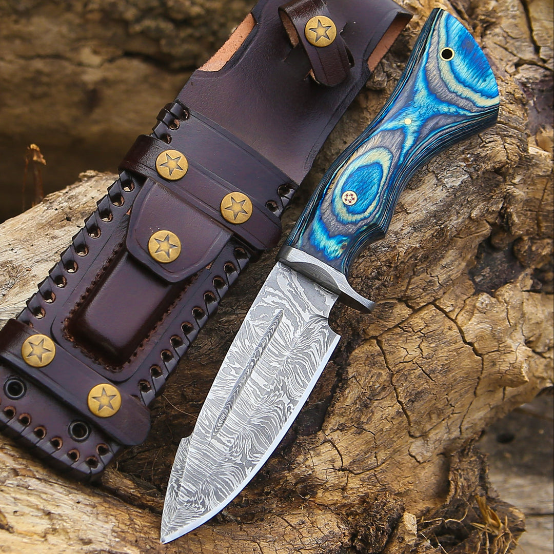 Damascus Knife - Hellcat Handmade Damascus Hunting Knife with Hardwood Handle &amp; Leather Sheath - Shokunin USA