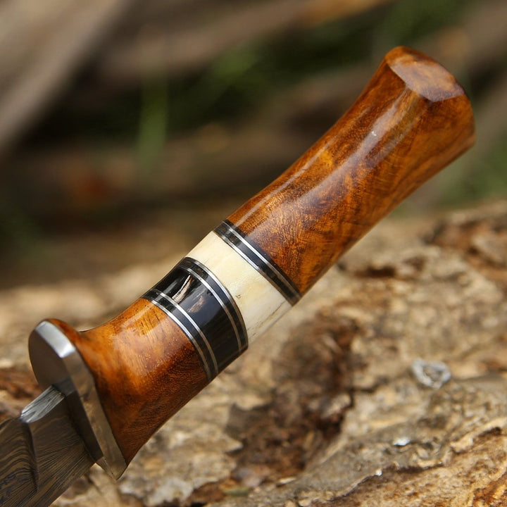 Annihilator Hunting Knife – Annihilator Custom Feather Damascus Hunting Knife with Exotic Rose Wood Handle – shokuninusa