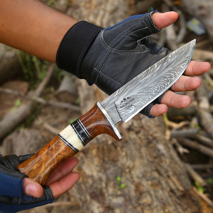 Annihilator Hunting Knives – Annihilator Custom Feather Damascus Hunting Knife with Exotic Rose Wood Handle – shokuninusa