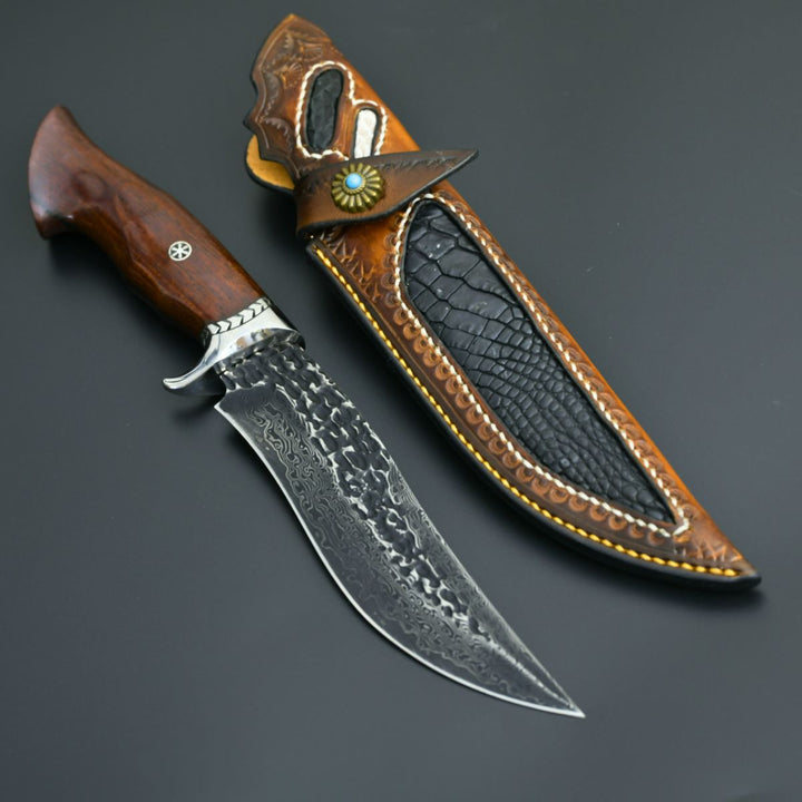 Knives For Sale – Aphrodite Japanese Hunting Utility Knife with Exotic Sandalwood Handle – shokuninusa