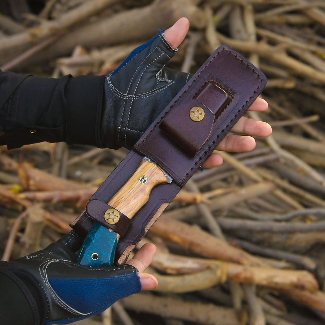 Breeze Wood Handle - Breeze Hunting Knife with Exotic Olive Wood &amp; Resin Handle - Shokunin USA