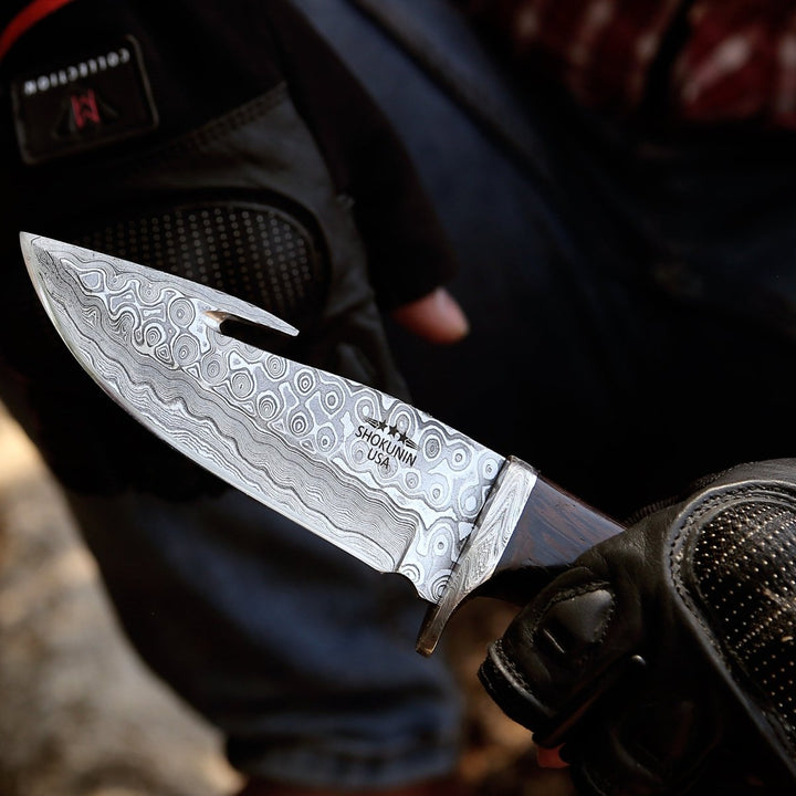 Captain Skinner Knives - Captain Damascus Hunting Knife with Gut Hook &amp; Exotic Wenge Wood Handle - Shokunin USA