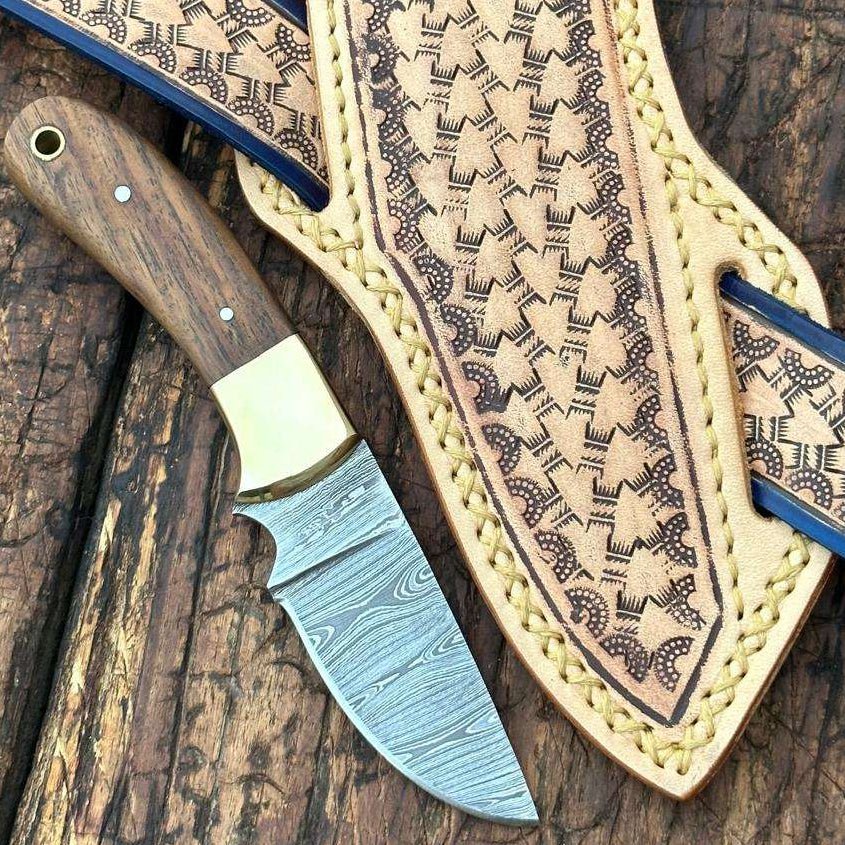 Desert Moon Handmade Damascus Skinner Knife with Handtooled Sheath &amp; Belt - Shokunin USA
