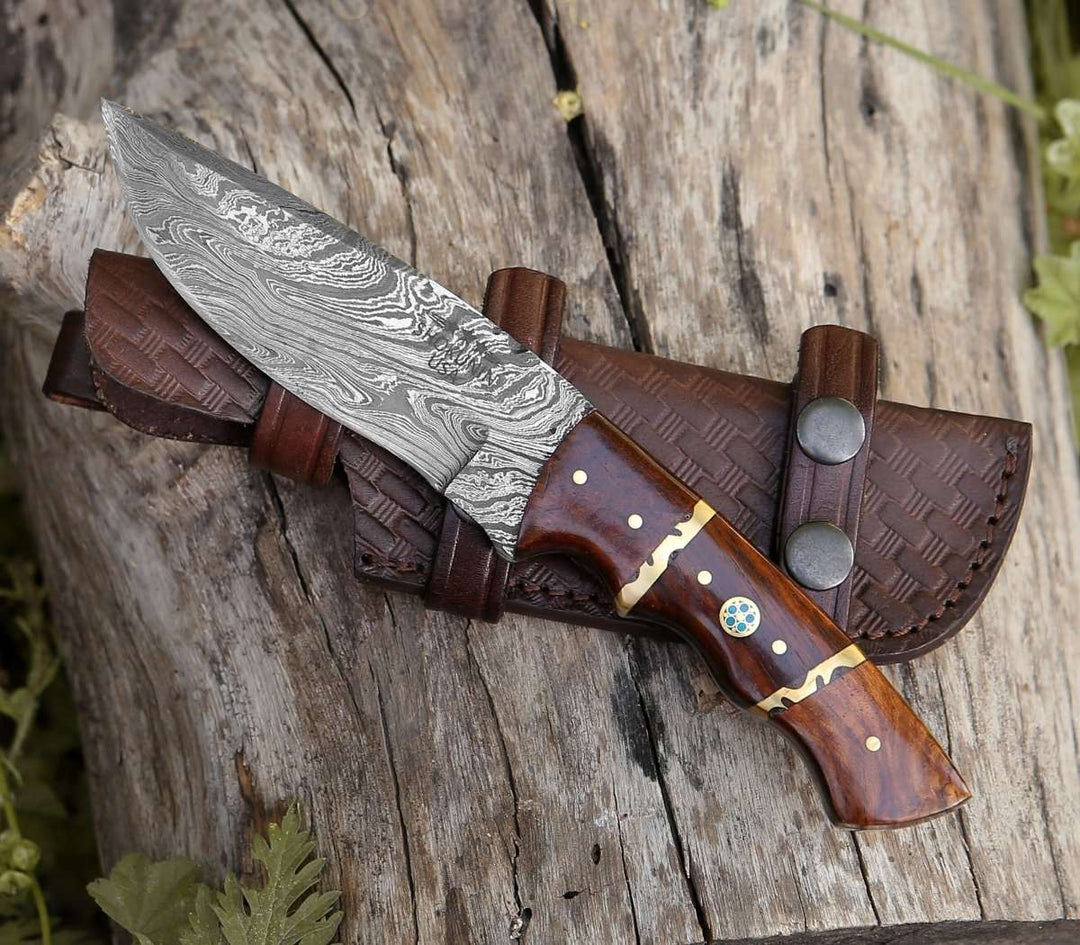 Fang Skinning Knives – Fang Damascus Camp Knife with Rose Wood Handle – shokuninusa