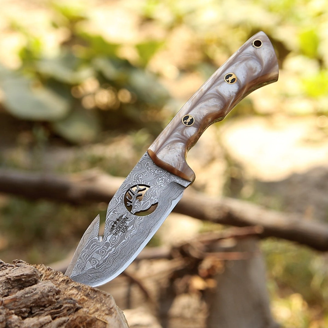 Fusion Gut Knives – Fusion Gut Hook Damascus Hunting Knife with Mother of Pearl Handle – shokuninusa