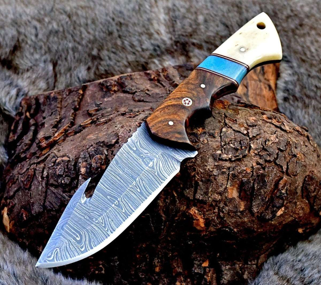 Gut Hook Knives – Gravity Damascus Gut Hook Hunting Knife with Exotic Rose Wood and Bone Handle – shokuninusa