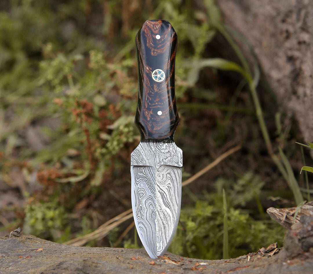 Toys &amp; Games - Ambush Damascus Fixed Blade Pocket Knife 6" with Pine Cone Handle &amp; Leather Sheath - Shokunin USA
