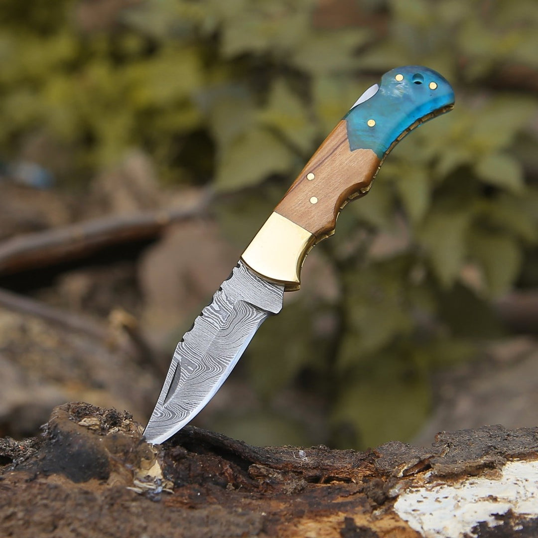 Knight Pocket Knives – Knight Folding Pocket Knife with Olive Wood &amp; Resin Handle – shokuninusa