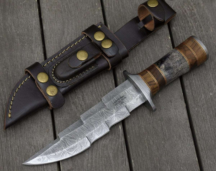 Kris Knife – Kris Damascus Hunting Bowie Knife with Exotic Rose wood &amp; Bone handle – shokuninusa