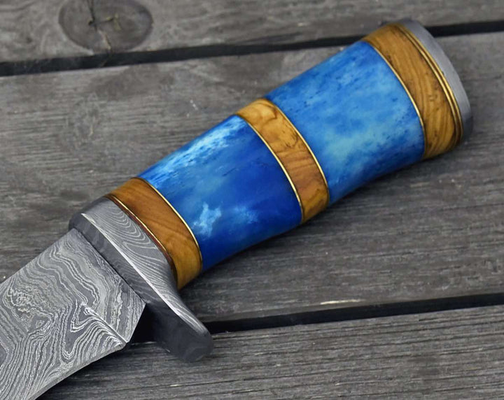 Damascus Knife - Lightbane Damascus Big Game Hunting Knife with Bone, Olive Wood Handle &amp; Sheath - Shokunin USA