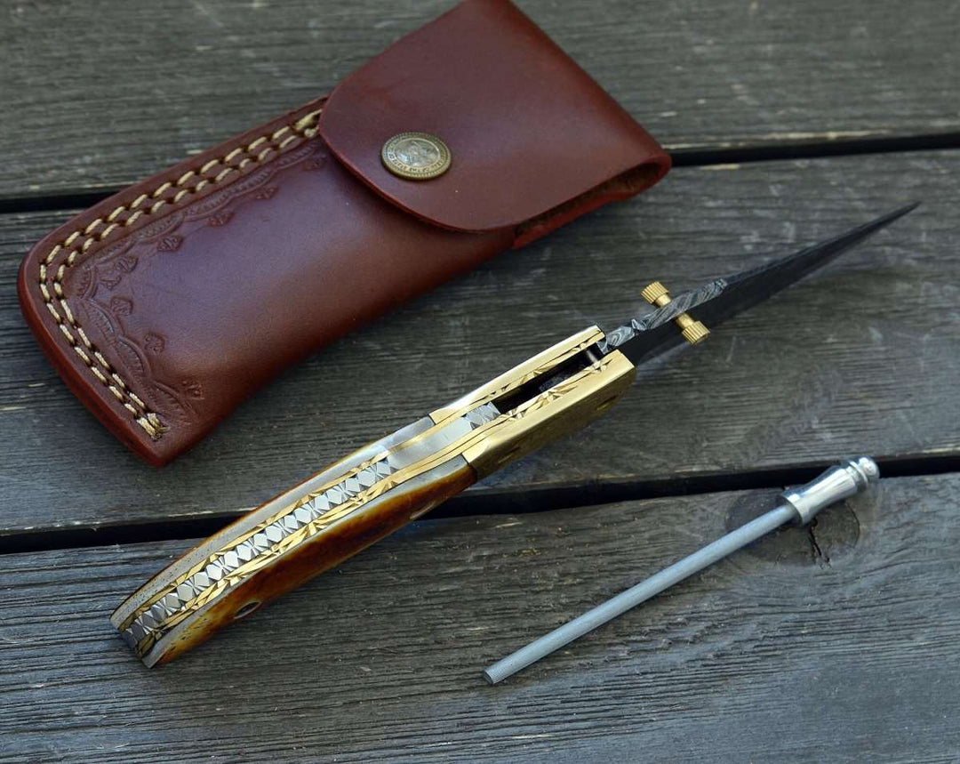 Marshal Pocket Knives – Marshal Damascus Folding Knife with Charred Bone Handle – shokuninusa