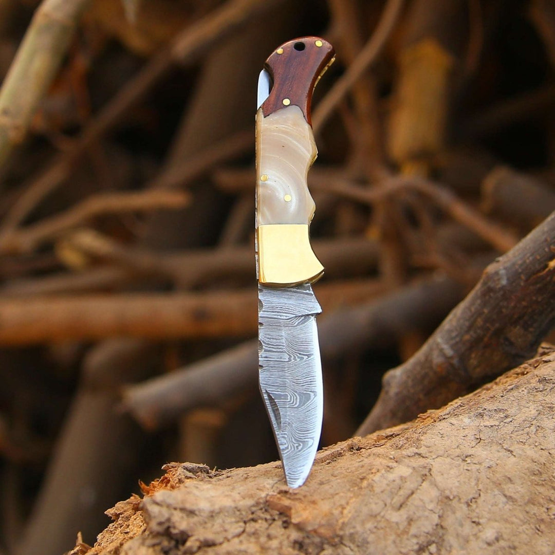 Maximus Pocket Knife – Maximus Custom Pocket Knife with Exotic Rose Wood &amp; Resin Scales – shokuninusa