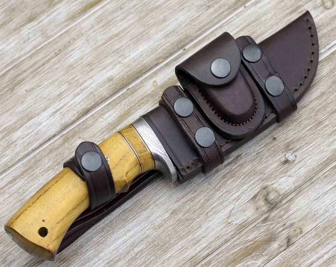 Odyssey Damascus Knife – Odyssey Damascus Hunting Knife with Exotic Yellow Heart Handle – shokuninusa