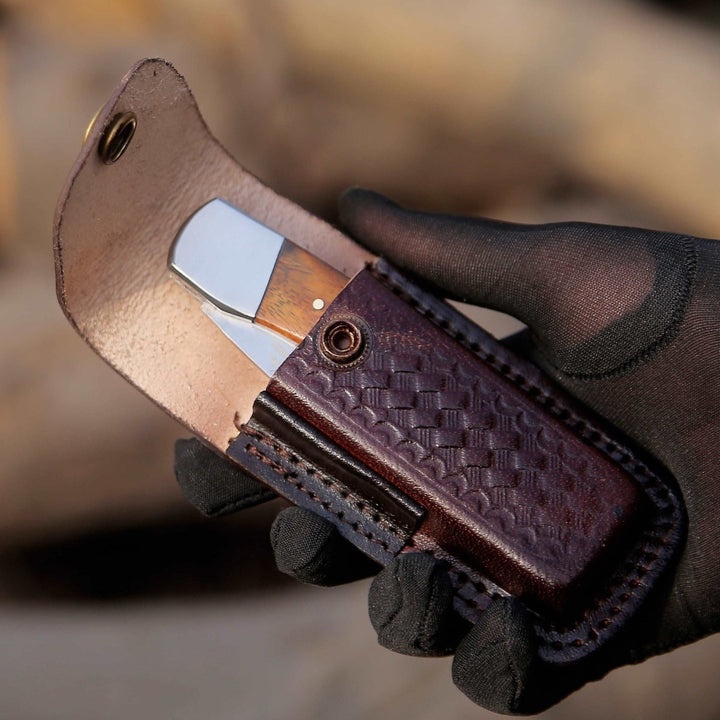 Raze Knife – Raze Pocket Knife Engraved with Exotic Rose Wood Handle – shokuninusa