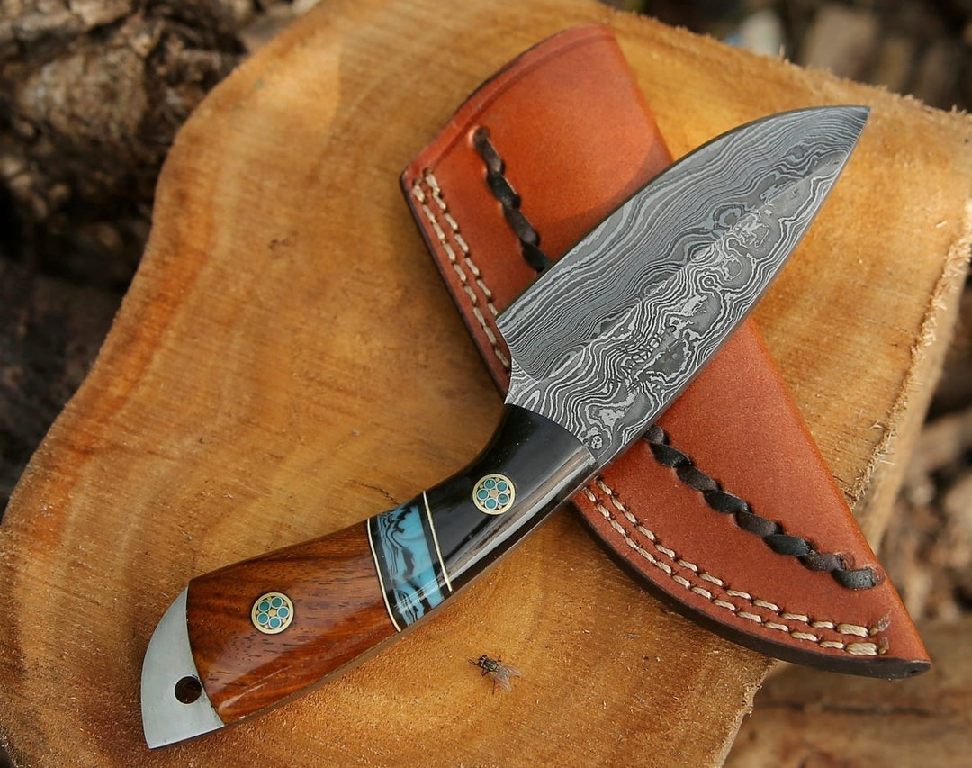 Engraved Camp Knives – Rift Damascus Skinning Knife with Exotic Rosewood &amp; Resin Handle – shokuninusa