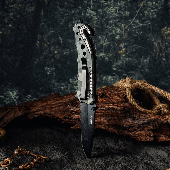 Star Knife – Star Pocket Knife with Serrated Blade &amp; Camouflage Handle – shokuninusa