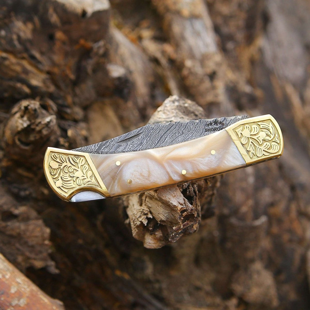 Thunderblade Damascus Knives - Thunderblade Handmade Damascus Pocket Knife with Leather Sheath &amp; Mother of Pearl Resin - Shokunin USA