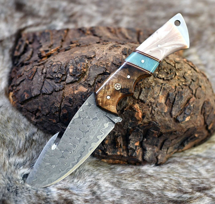 Voyager Skinning Knife – Voyager Damascus Gut Hook Knife with Exotic Rose Wood and Mother of Pearl Handle – shokuninusa