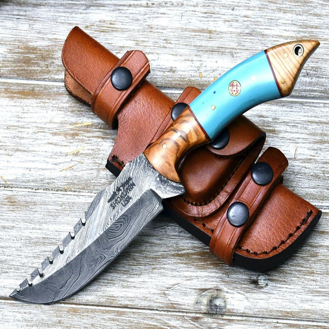 Handmade Skinner Knives – Warlock Damascus Hunting Knife with Olive Wood and Resin Handle – shokuninusa