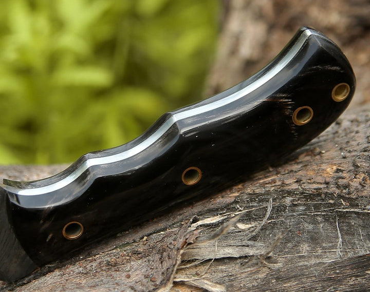Warthog Knives – Warthog Damascus Tracker Knife with Horn Handle – shokuninusa