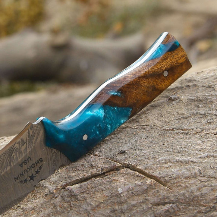 Zephyr Knife - Zephyr Damascus Hunting Knife with Exotic Rose Wood &amp; Resin Handle - Shokunin USA