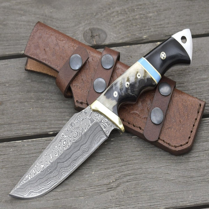 Damascus Knife - Reaver Hunting Knife with Ram Horn & Turquoise Handle - Shokunin USA