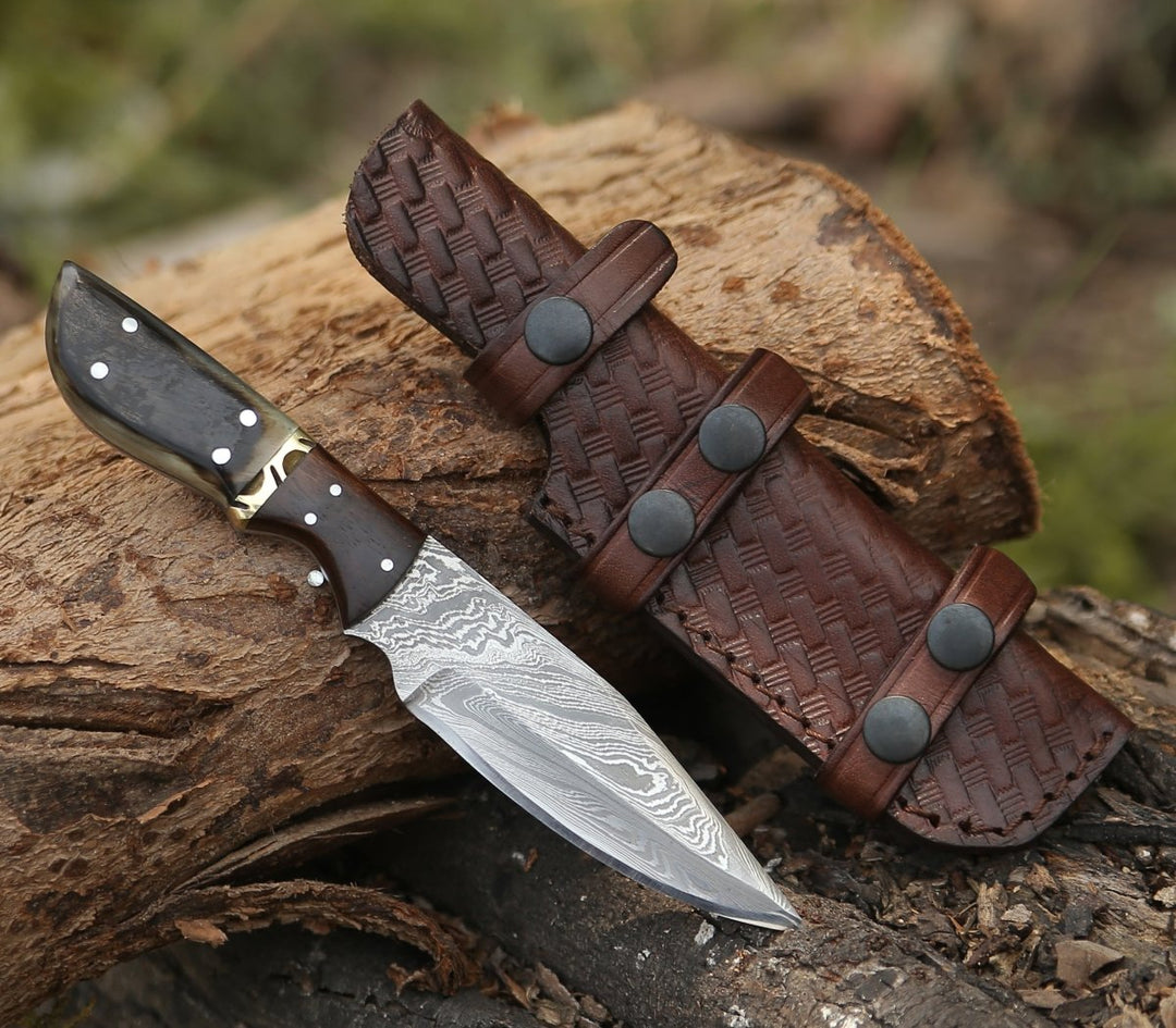 Damascus Knife - Trailseeker Every Day Carry Knife with Ram Horn & Rosewood Handle - Shokunin USA