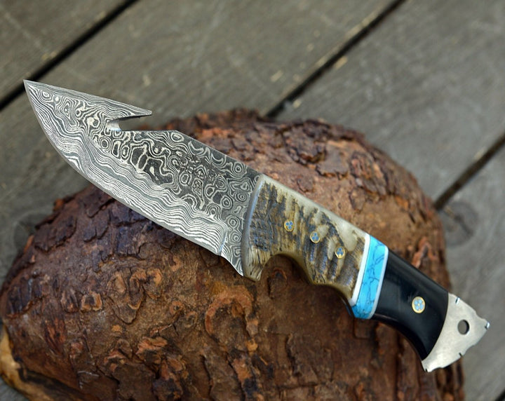 Vertex Damascus Gut Hook Knife with Ram Horn &amp; Turquoise Handle - Shokunin USA