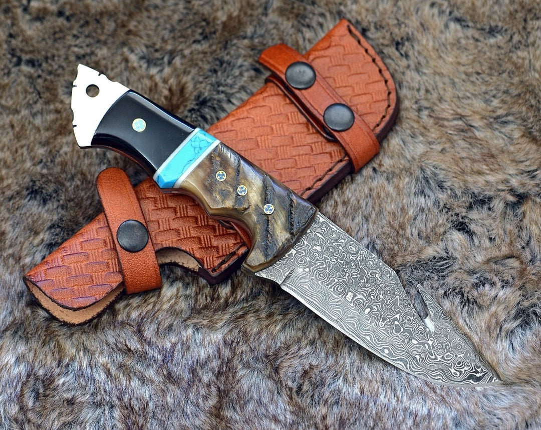 Vertex Damascus Gut Hook Knife with Ram Horn &amp; Turquoise Handle - Shokunin USA